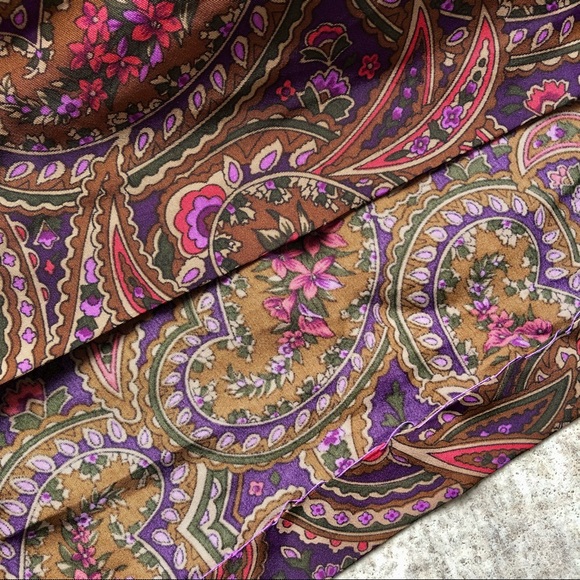 One-of-a-kind Paisley Slippery Skirt size L - Picture 5 of 8